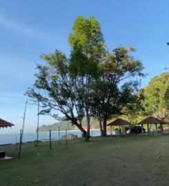Kaki Bukit Campsite Pantai Teluk Tongkang