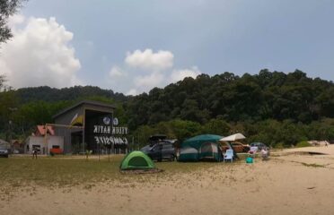 Teluk Batik Camp Site